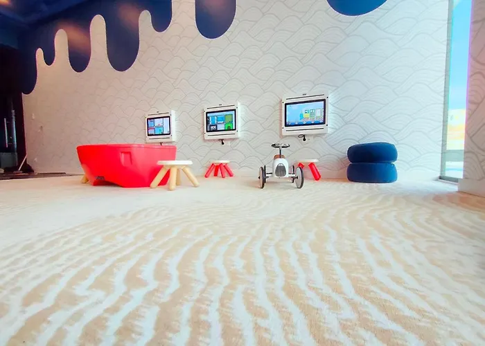 A104 By Interhome * コウォブジェク