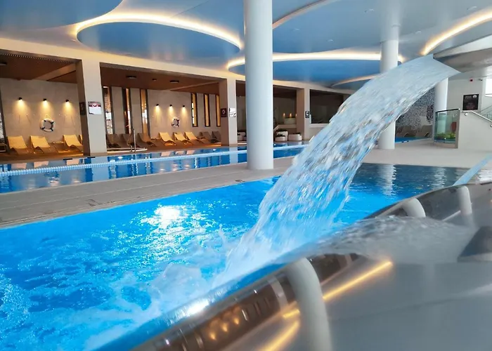 A104 By Interhome コウォブジェク