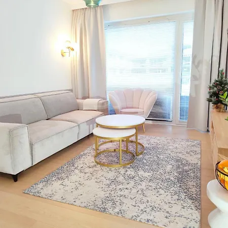 A104 By Interhome Daire